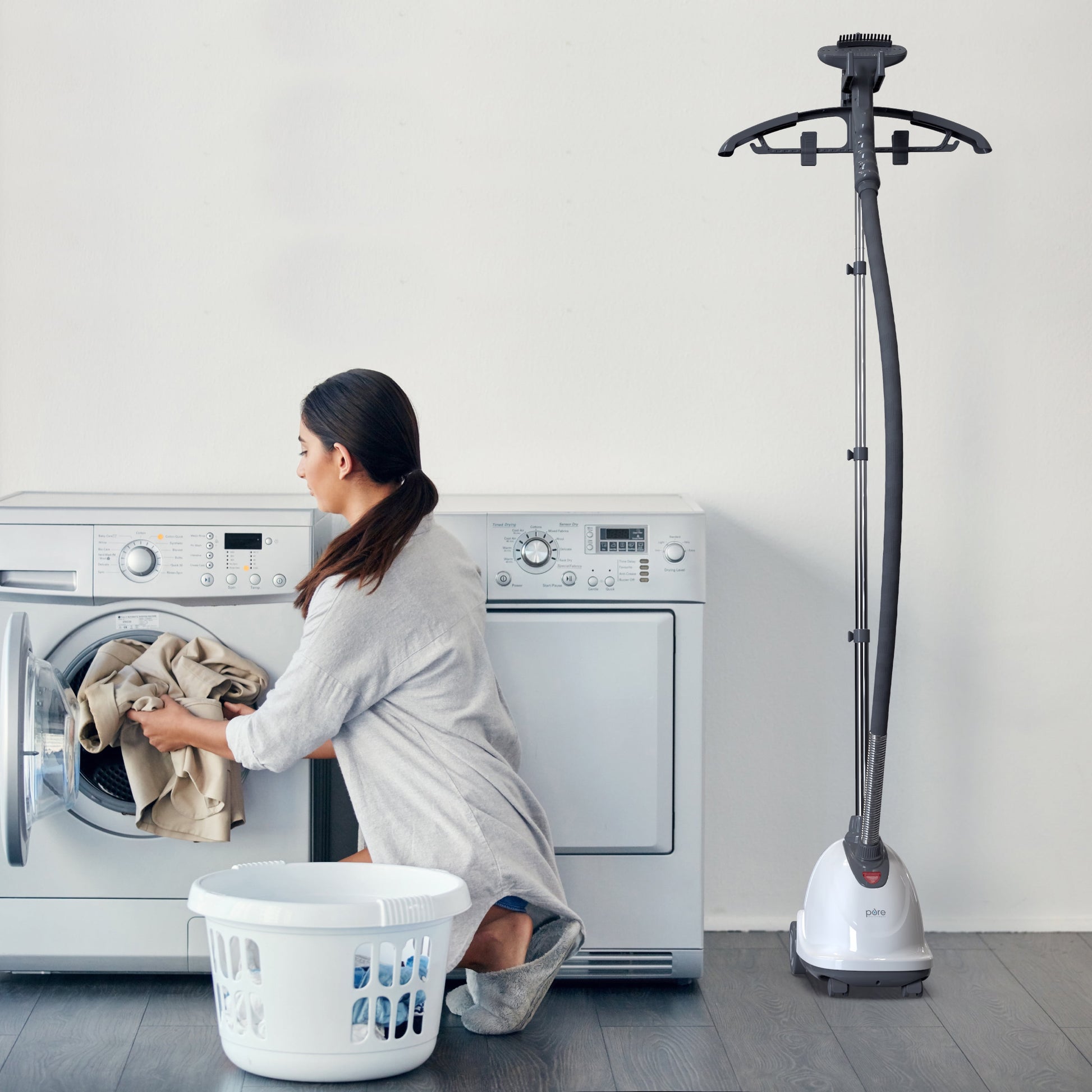 Puresteam XL Standing Steamer with Garment Hanger - Heats in 45 Seconds with 0.5-Gallon Water Tank for 1 Hour Continuous Steaming - Includes Fabric Brush and Easy-Roll Wheels